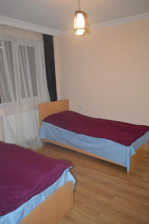 Guest House Qubi คัซเบกี ภายนอก รูปภาพ