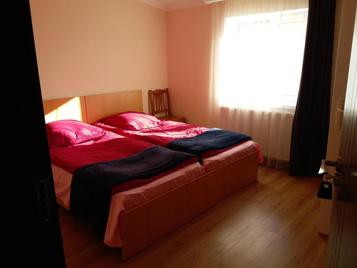 Guest House Qubi คัซเบกี ภายนอก รูปภาพ